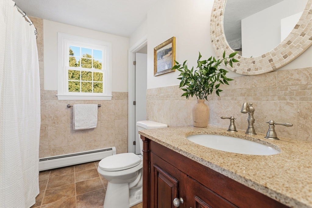 29 Susan Drive Saugus, MA 01906 - Photo 26 of 39