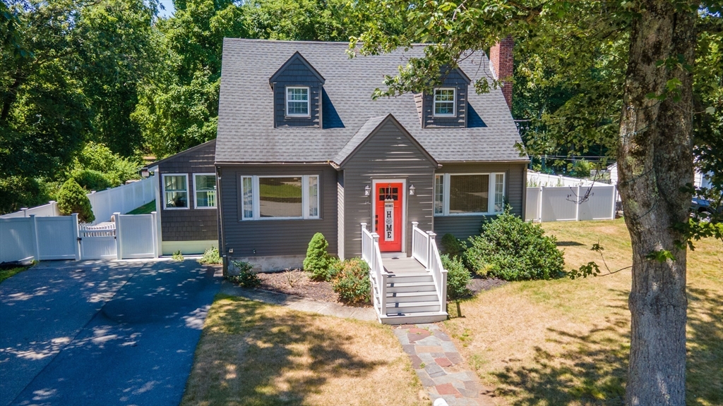 14 Cook Street Hopedale, MA 01747 - Photo 2 of 42