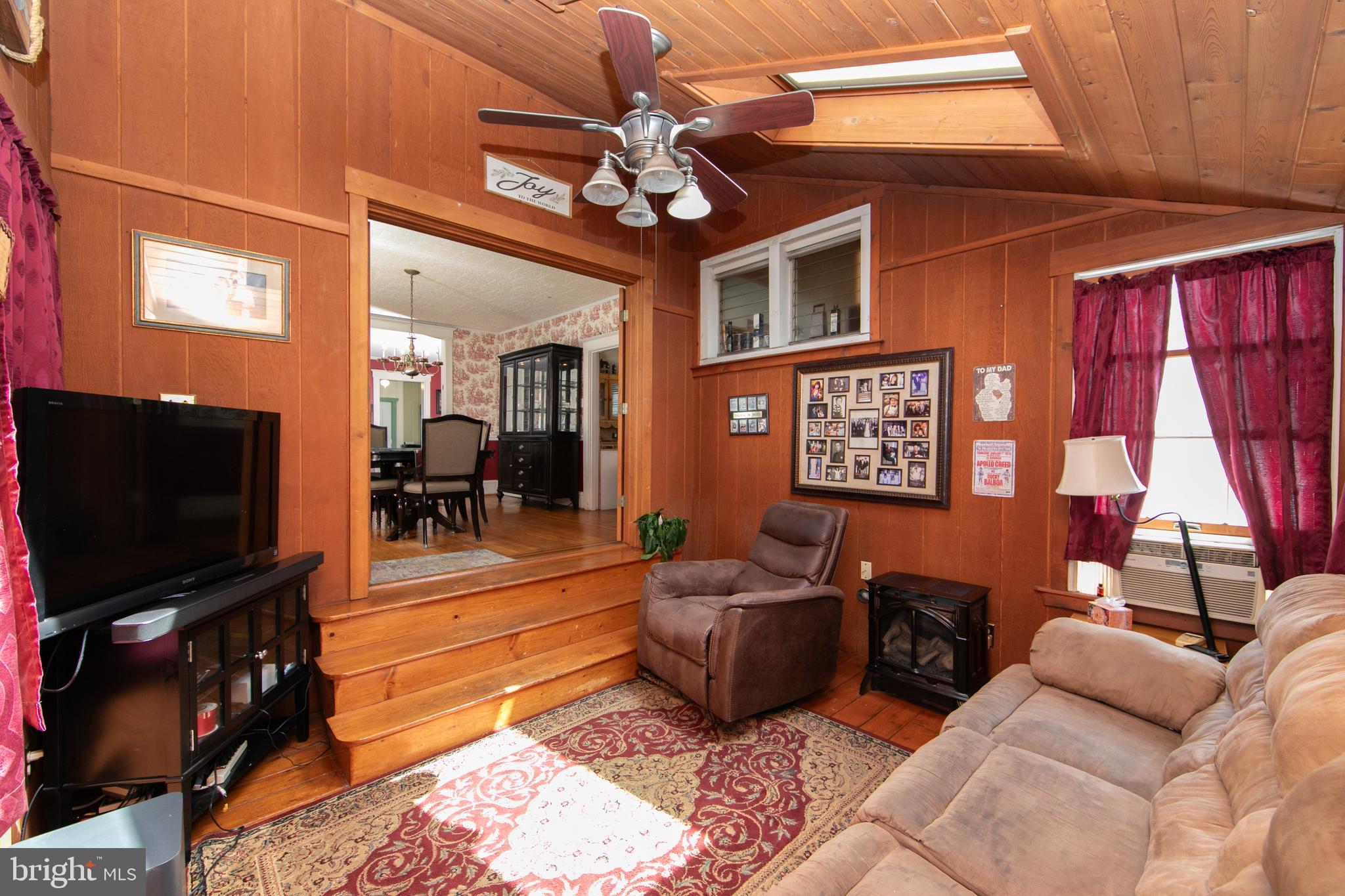 218 Warwick Road Magnolia, NJ 08049 - Photo 13 of 57 Den/Family Room