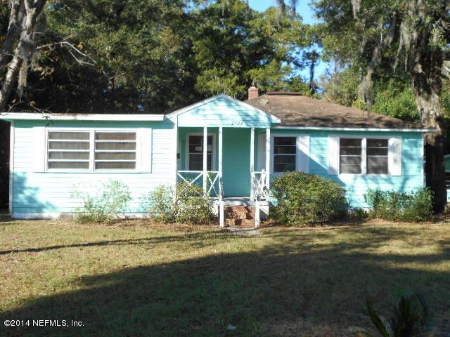2704 Barrett Road Jacksonville, FL 32246 - Photo 2 of 17 Front