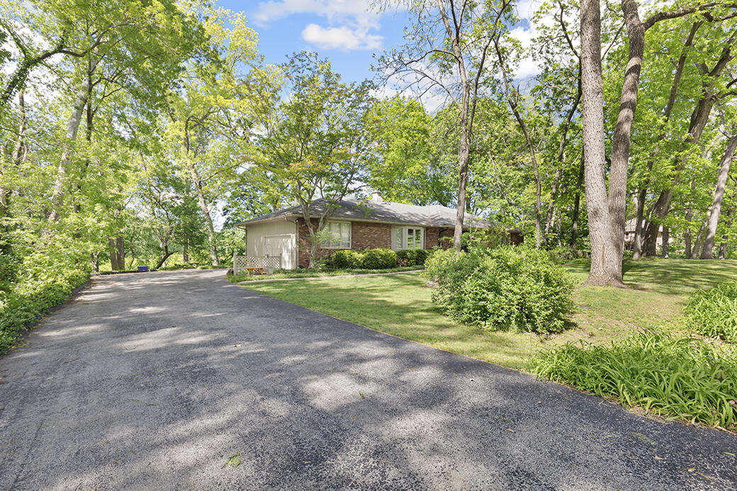 2615 East Melbourne Road Springfield, MO 65804 - Photo 2 of 71 3U5A2750