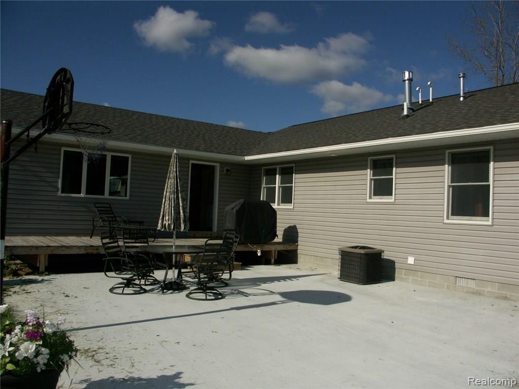 3473 Krafft Road Fort Gratiot, MI 48059 - Photo 14 of 15 2017-11-07 21.34
