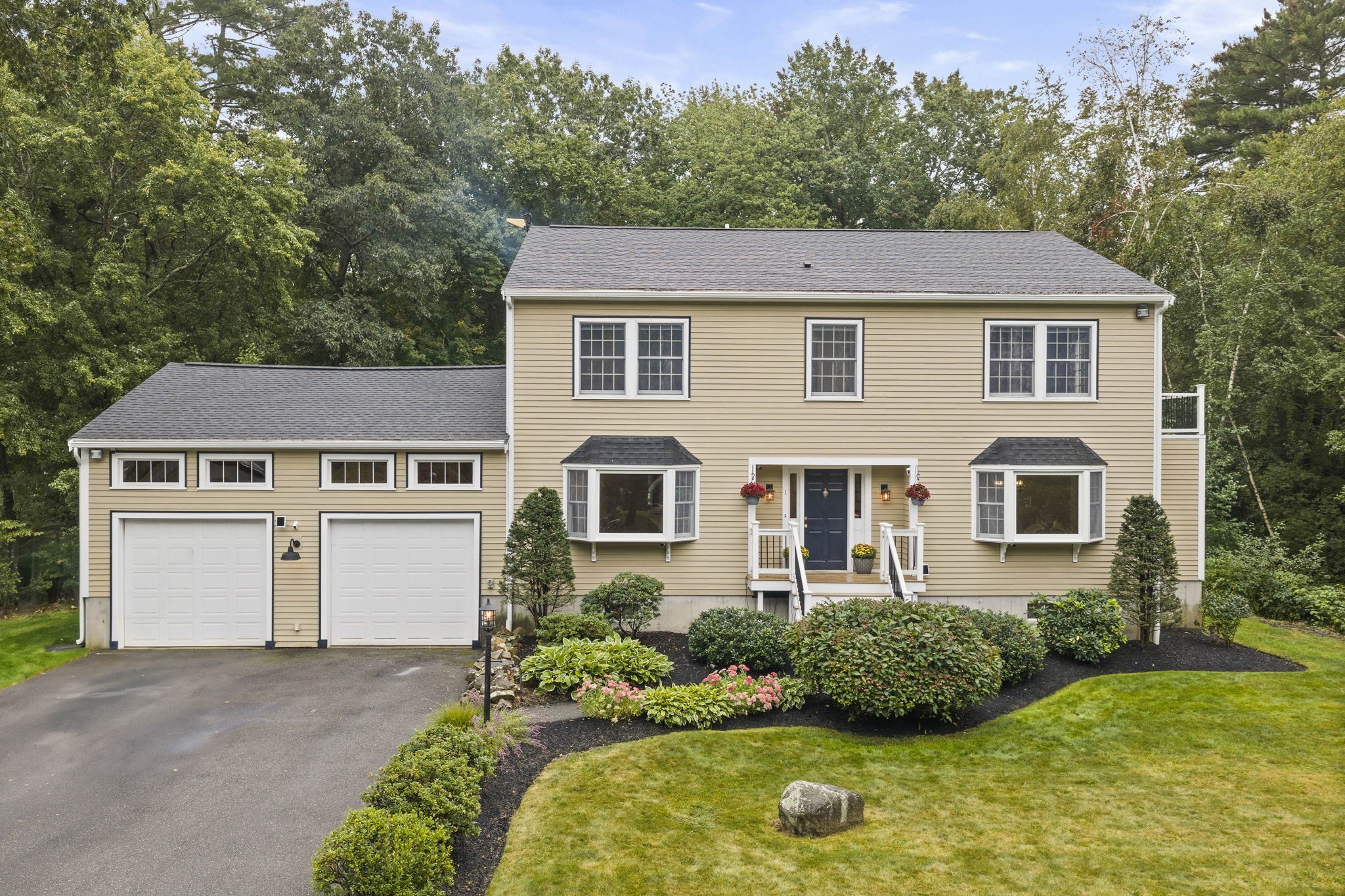 1 Millets Lane Manchester, MA 01944 - Photo 1 of 42 Gallery Image 1
