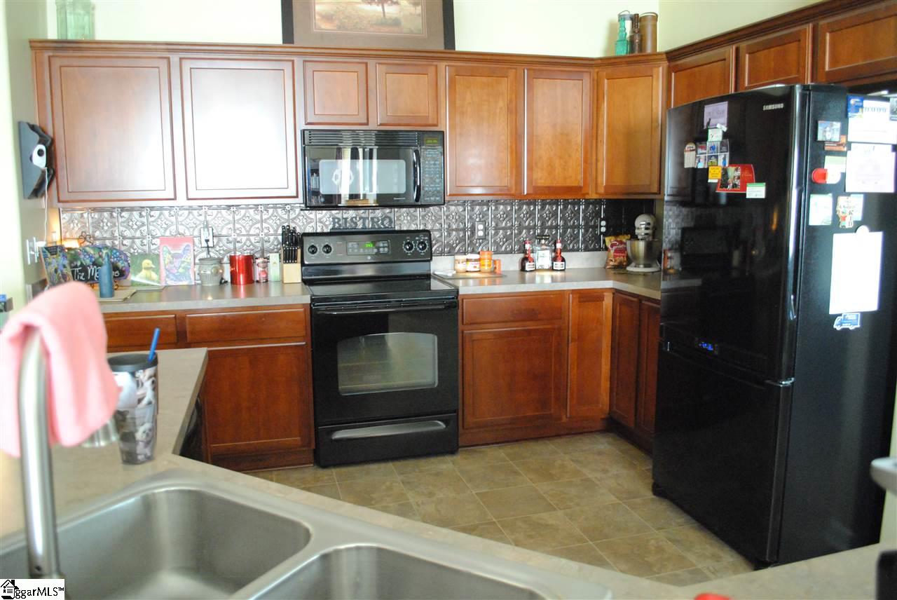 112 Giants Ridge Road Easley, SC 29642 - Photo 10 of 21