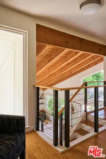 $1,595,000 | 21737 Woodland Crest Drive, Woodland Hills, CA 91364