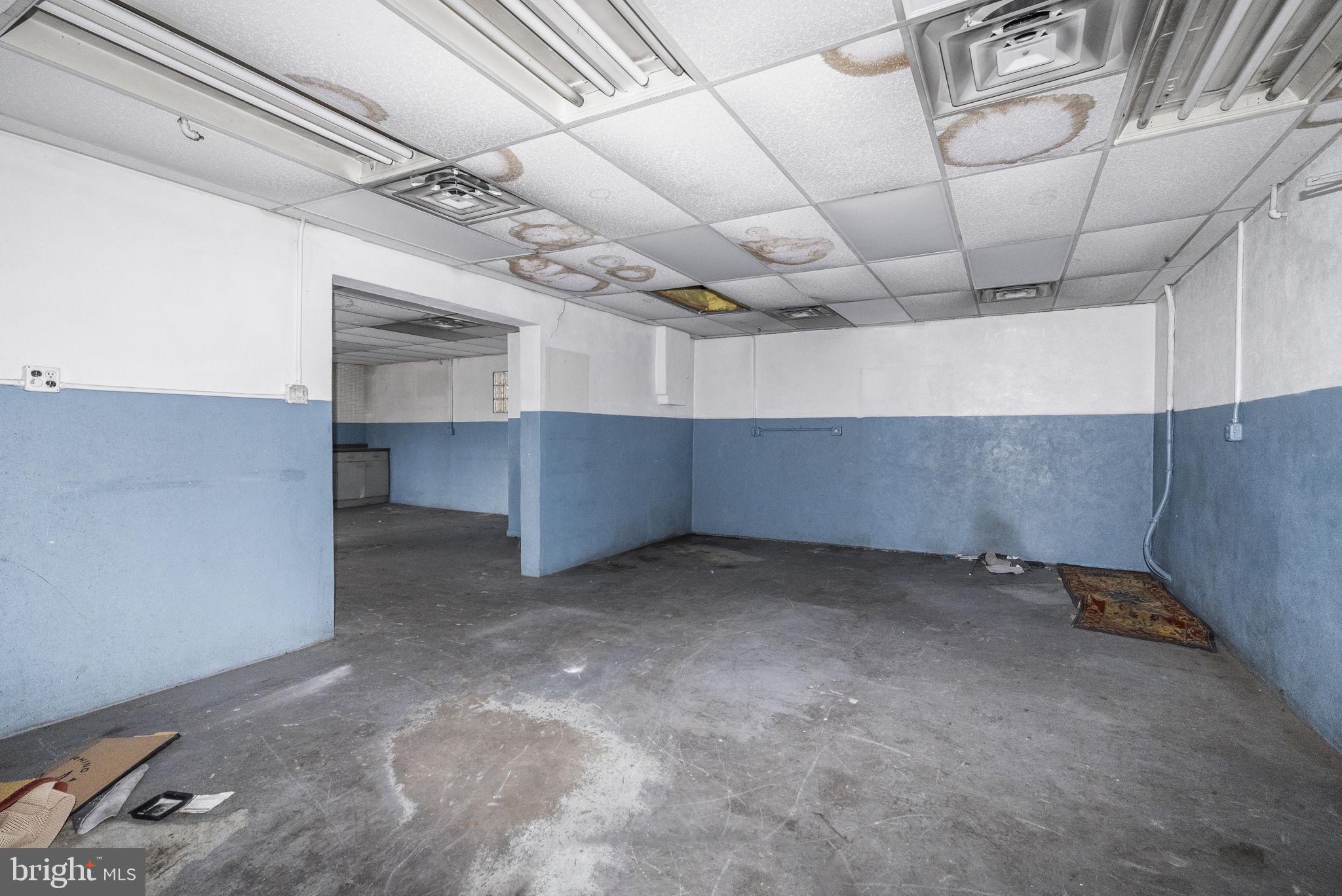 1013 Rapp Alley Norristown, PA 19401 - Photo 17 of 23 a view of a room with racks