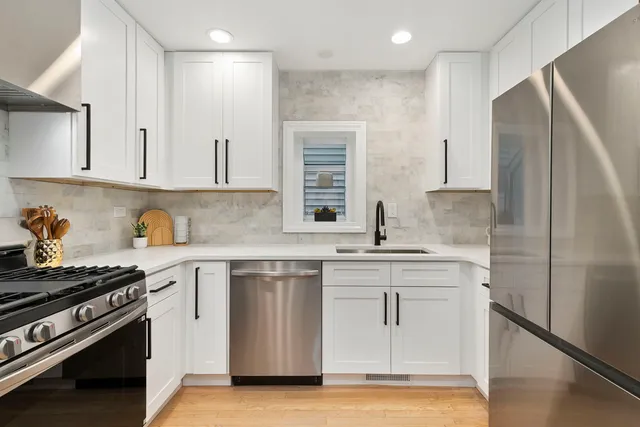 $599,900 | 3342 West Le Moyne Street, Chicago, IL 60651