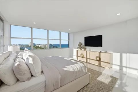 $1,149,000 | 1180 South Ocean Boulevard, Unit 12F, Boca Raton, FL 33432