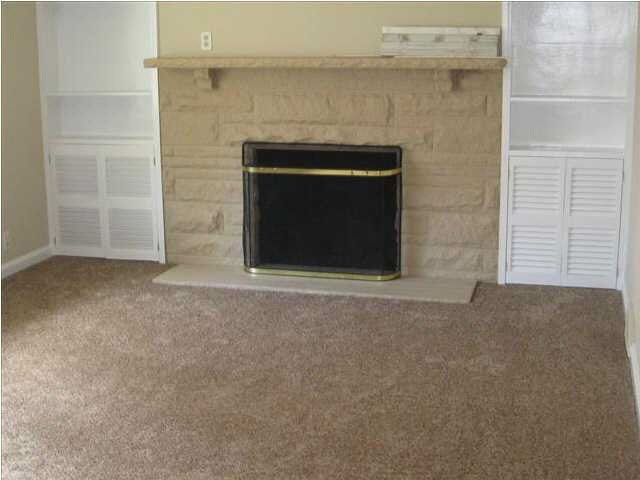 1201 South Stockwell Road Evansville, IN 47714 - Photo 3 of 15 Gallery Image 3