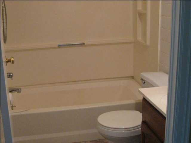1201 South Stockwell Road Evansville, IN 47714 - Photo 9 of 15 Gallery Image 9