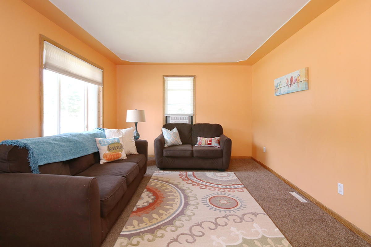 1420 South Brooks Road Muskegon, MI 49442 - Photo 8 of 19 IMG_6030