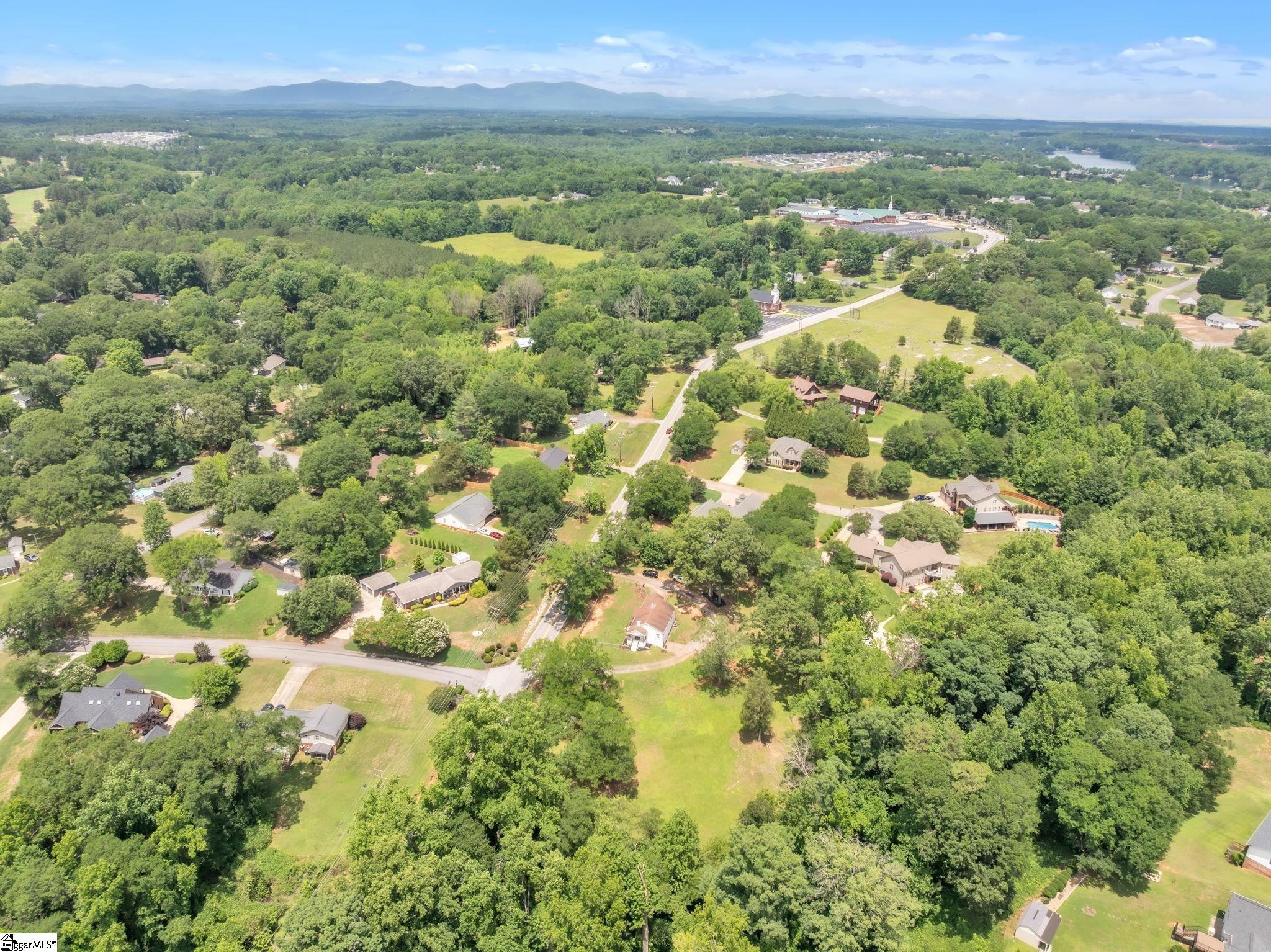 904 Highway 357 Greer, SC 29651 - Photo 38 of 38