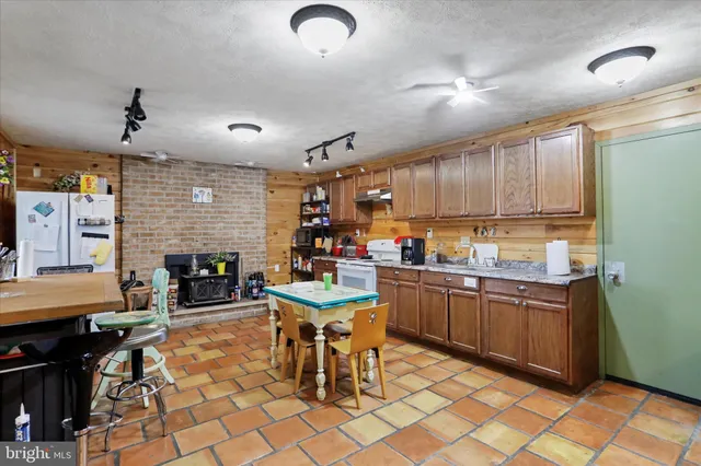 $275,000 | 21531 National Pike Northeast, Flintstone, MD 21530