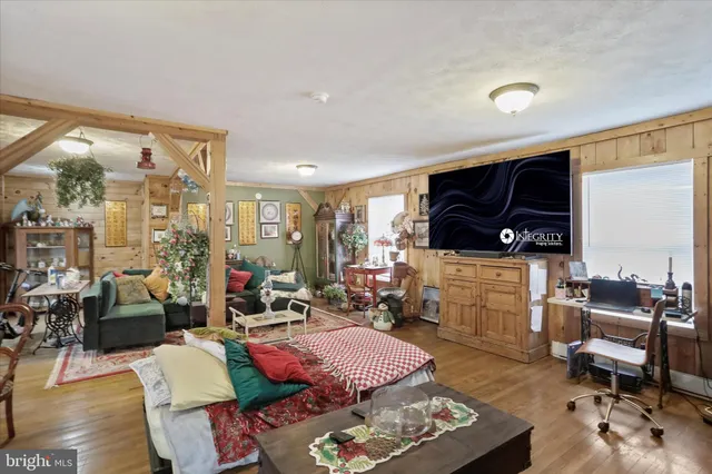 $275,000 | 21531 National Pike Northeast, Flintstone, MD 21530