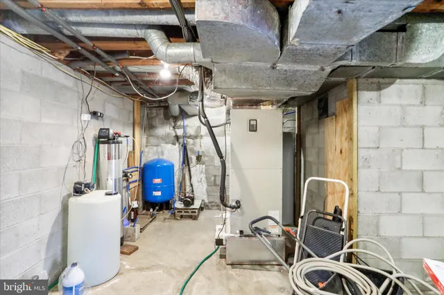 $275,000 | 21531 National Pike Northeast, Flintstone, MD 21530