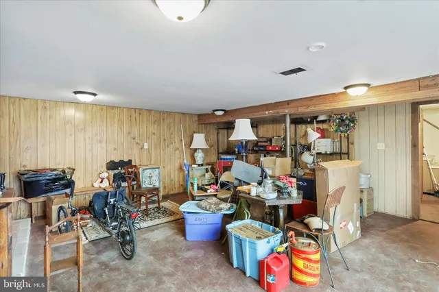 $275,000 | 21531 National Pike Northeast, Flintstone, MD 21530