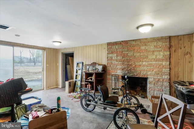 $275,000 | 21531 National Pike Northeast, Flintstone, MD 21530