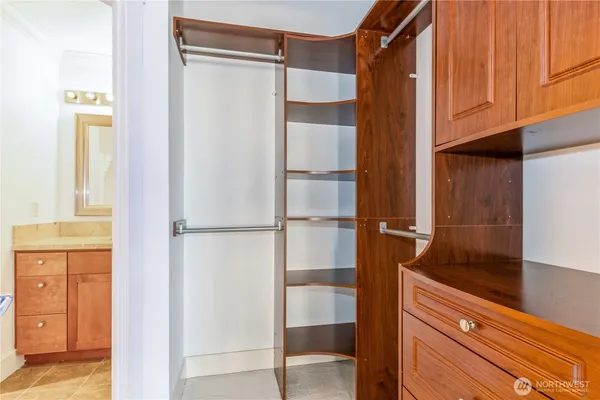 $2,650 | 1101 A Street, Unit 801, Tacoma, WA 98402