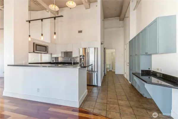 $2,650 | 1101 A Street, Unit 801, Tacoma, WA 98402