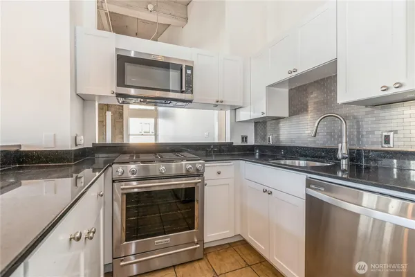 $2,650 | 1101 A Street, Unit 801, Tacoma, WA 98402