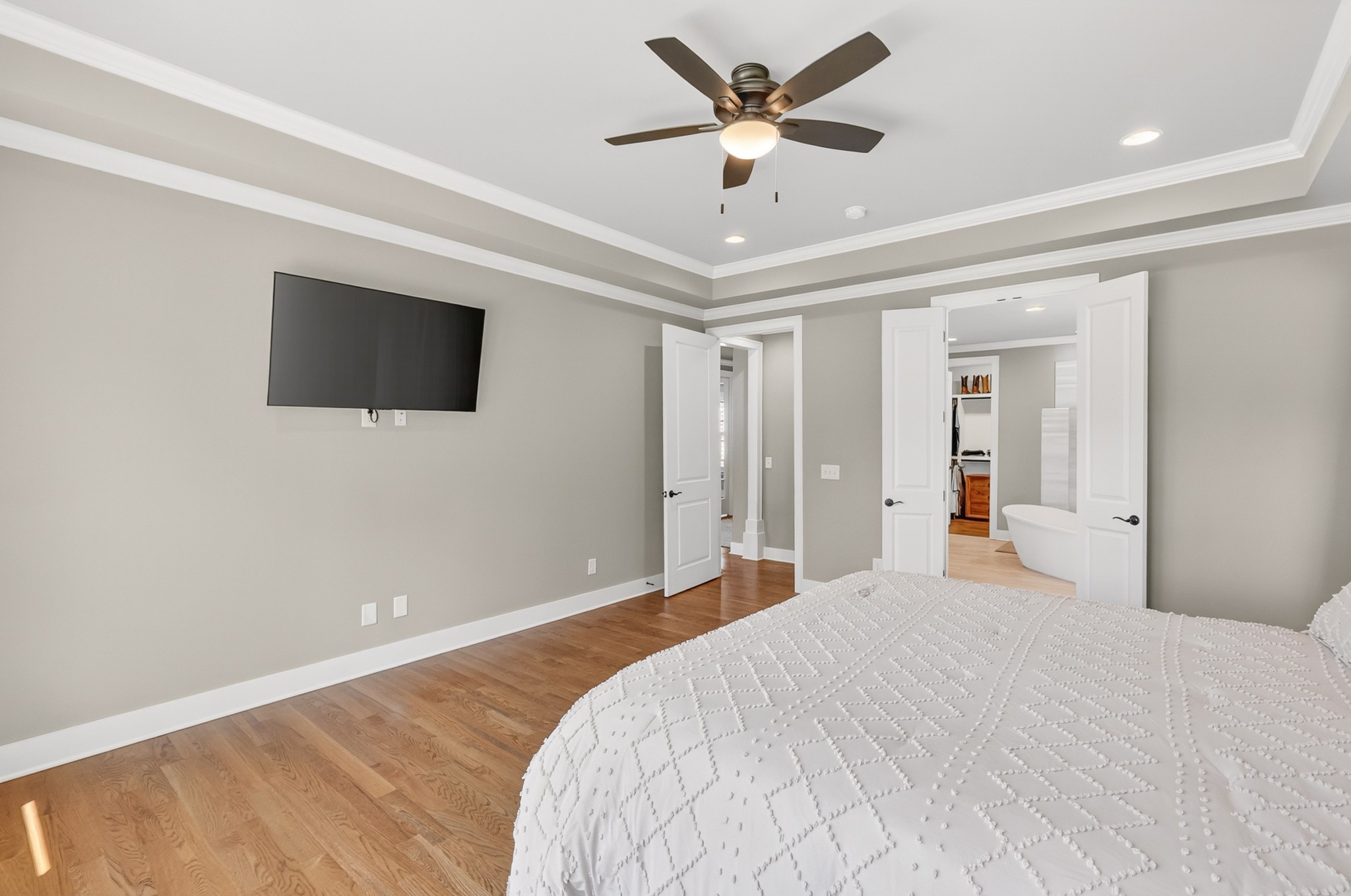 1176 Iron Bridge Road Columbia, TN 38401 - Photo 28 of 53 a bedroom with a large bed and a flat screen tv