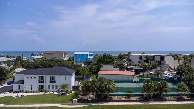 a view of a bunch of trees
