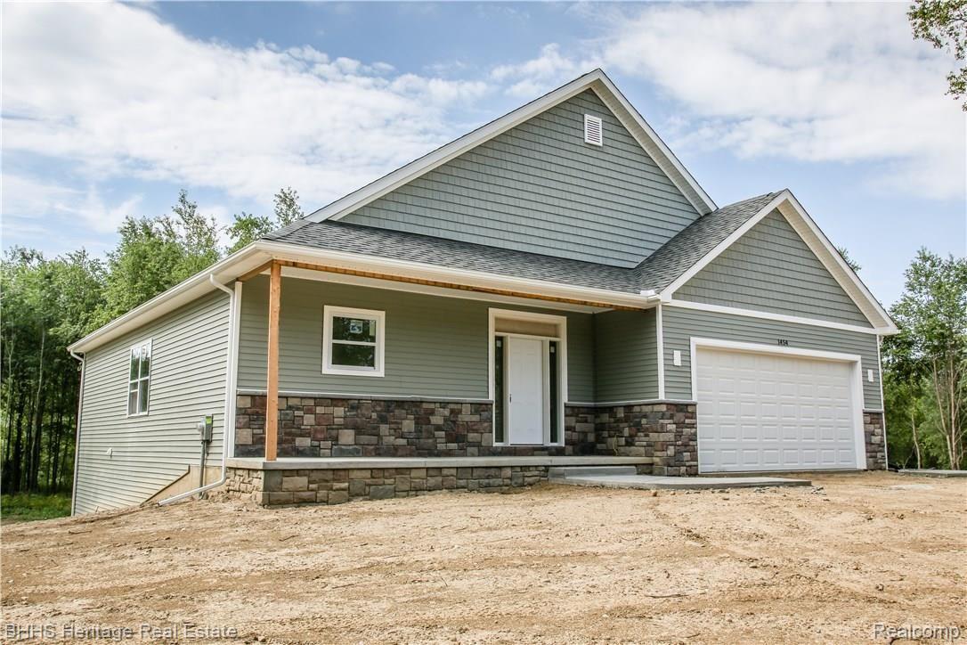 1454 Argentine Road Howell, MI 48843 - Photo 3 of 7 1454 Argentine (4).jpg