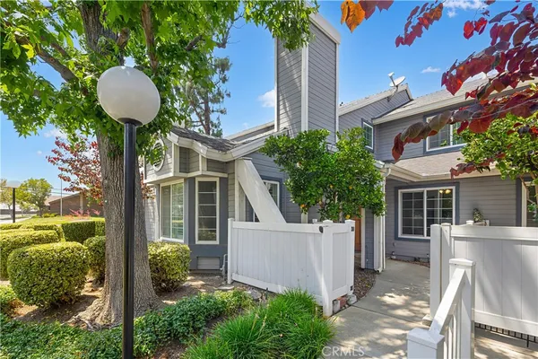$588,000 | 326 Monroe Court, Azusa, CA 91702
