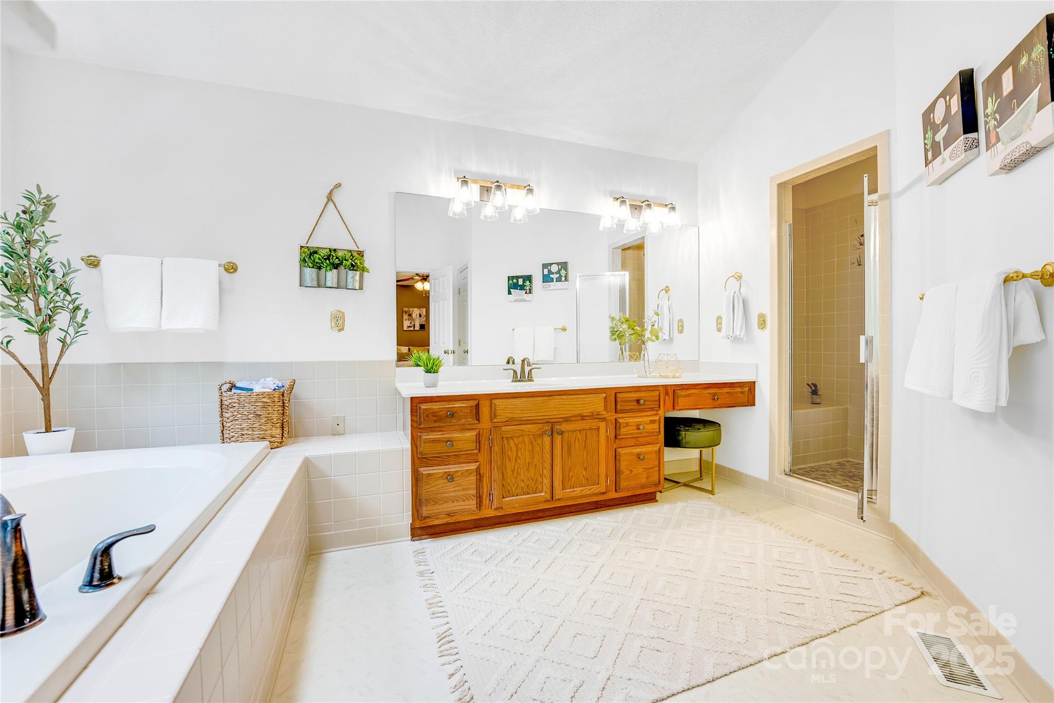 5 Cobble Hill Road Fairview, NC 28730 - Photo 13 of 42 Gallery Image 13