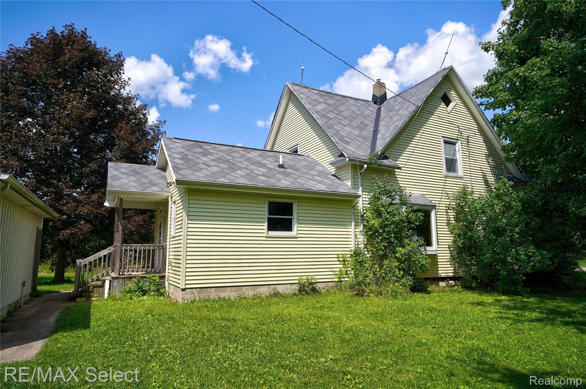 8208 Seymour Road Gaines, MI 48436 - Photo 11 of 59 8208 Seymour Road 11.jpg