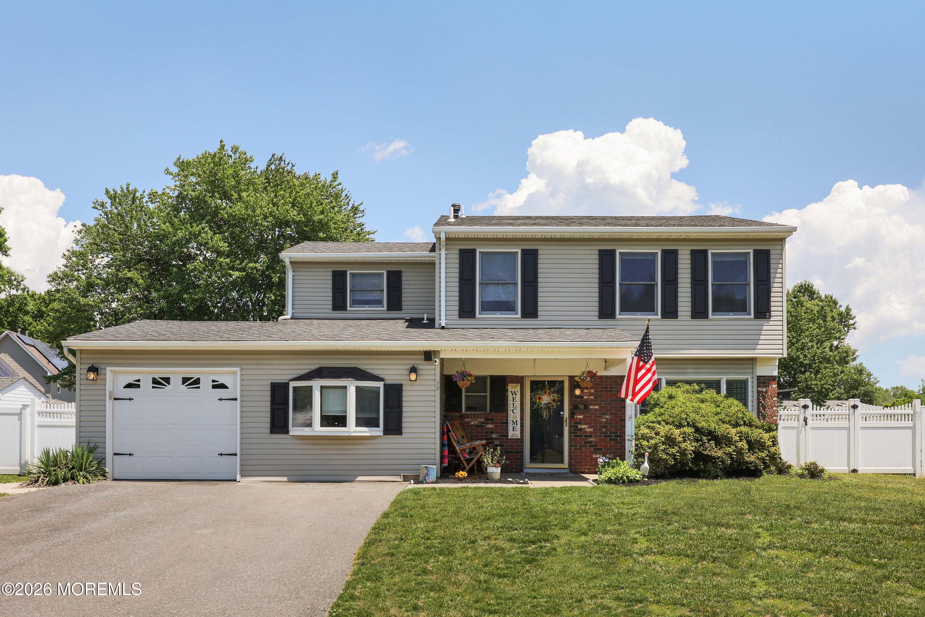 70 Starlight Road Howell, NJ 07731 - Photo 3 of 37 758A4840_1_2_3_4
