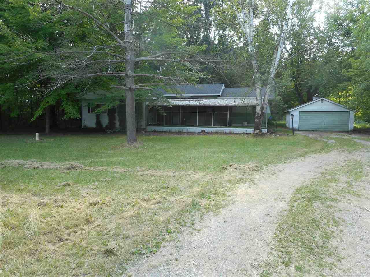 7090 Wildcat Road Croswell, MI 48422 - Photo 4 of 12 31393387-3.JPG