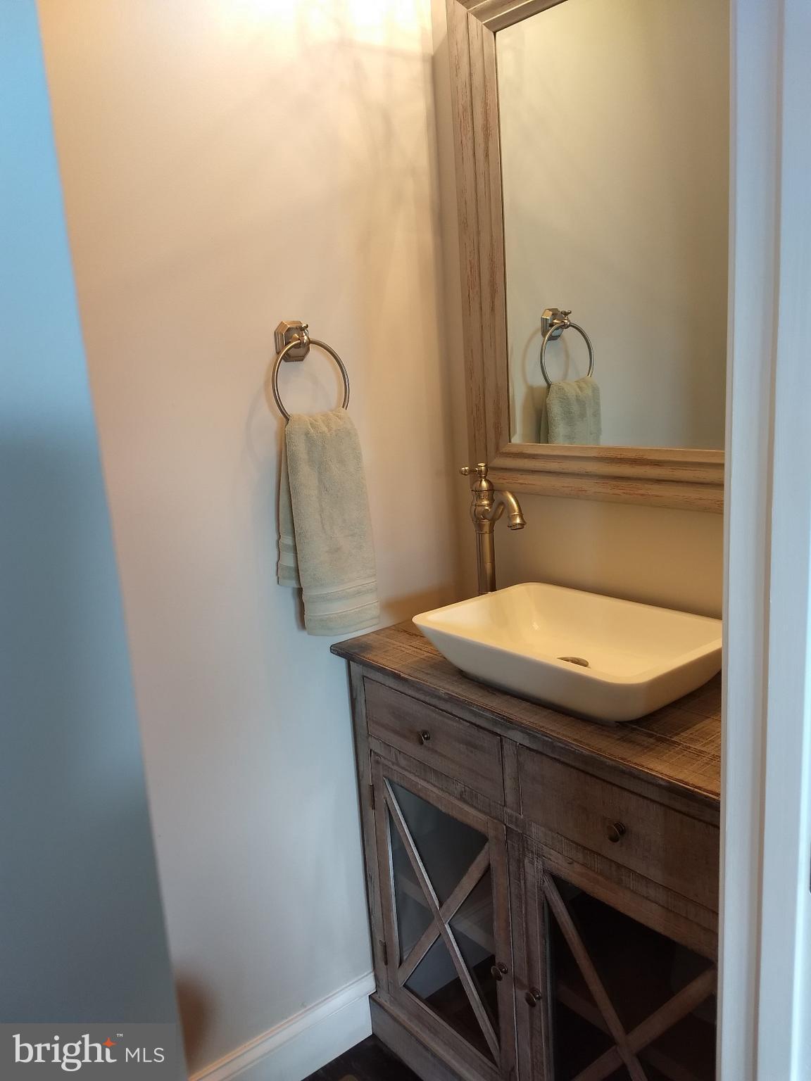 1816 Portship Road Baltimore, MD 21222 - Photo 9 of 24 Bath