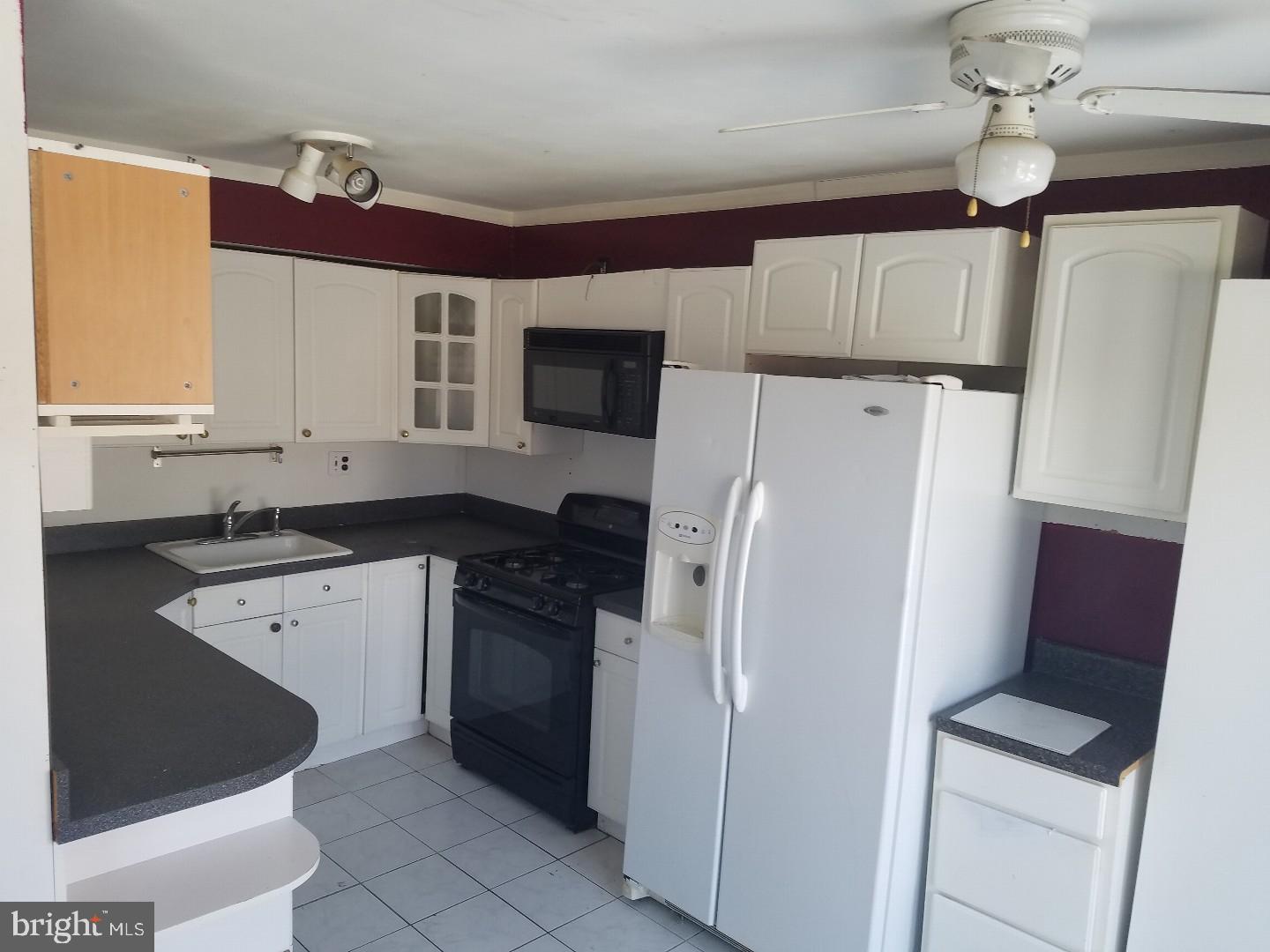 10826 East Keswick Road Philadelphia, PA 19154 - Photo 1 of 6 Gallery Image 1