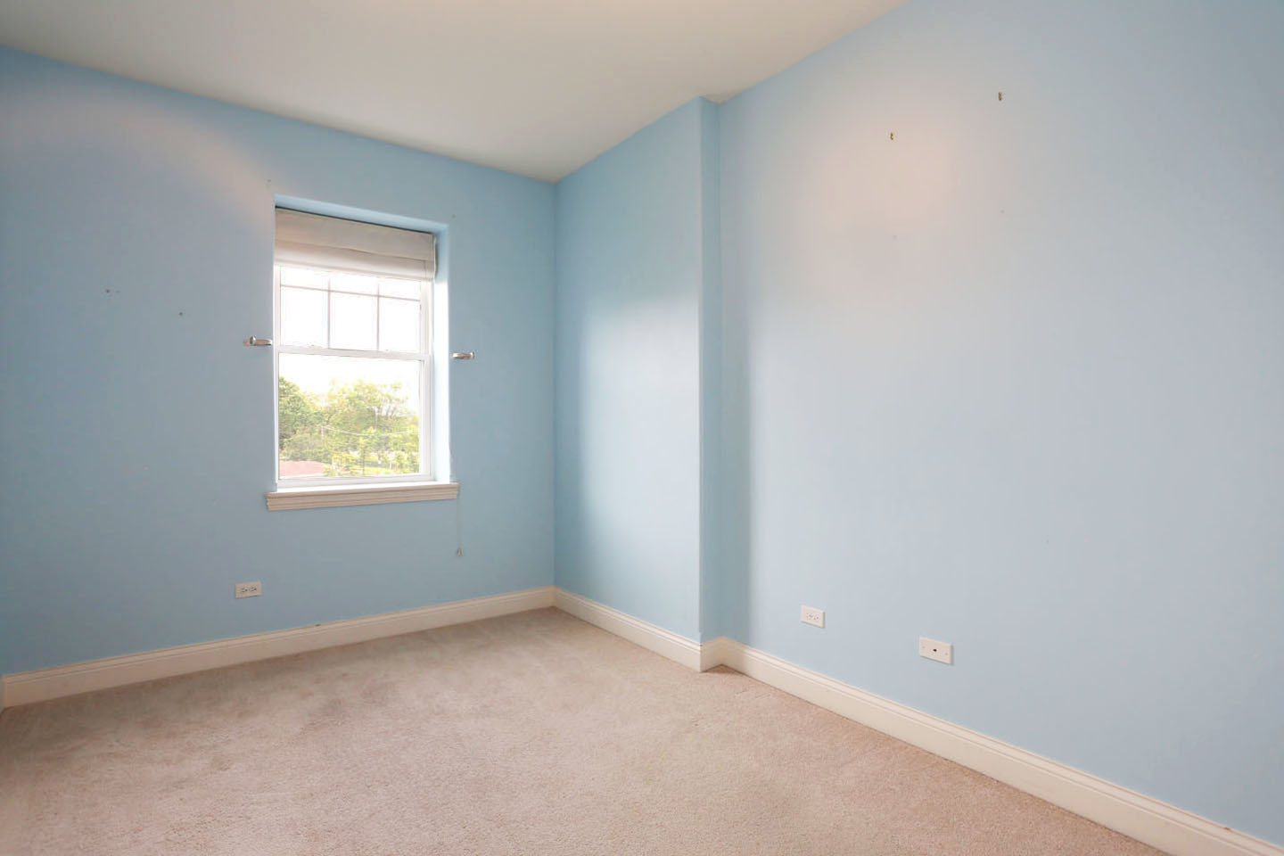1 Itasca Place, Unit 304 Addison, IL 60143 - Photo 16 of 25 an empty room with a window