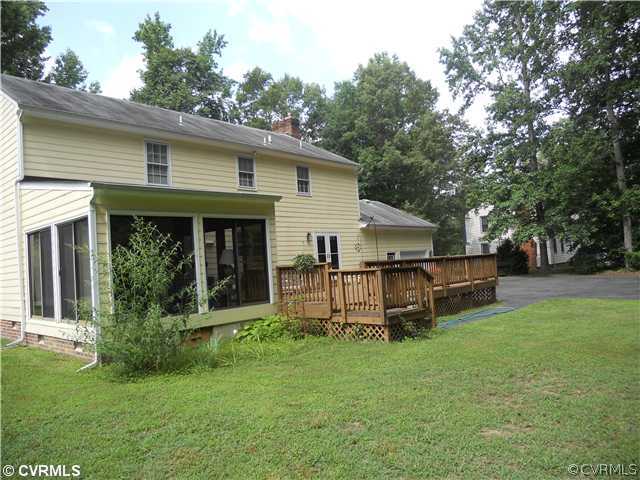 8100 Sinclair Road Mechanicsville, VA 23111 - Photo 12 of 12 View - Another Rear View picture.
