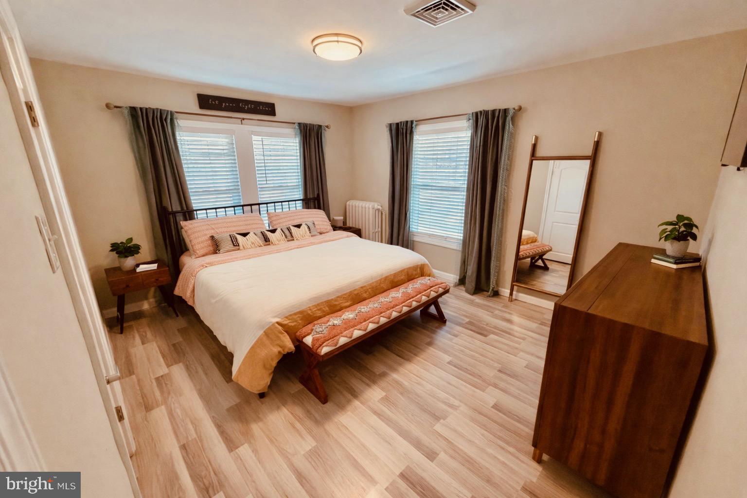 4053 Nottingham Way Hamilton, NJ 08690 - Photo 2 of 10 king size bed