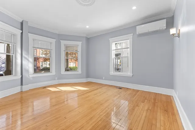 $400,000 | 9 Abbotsford Street, Unit 1, Boston, MA 02121