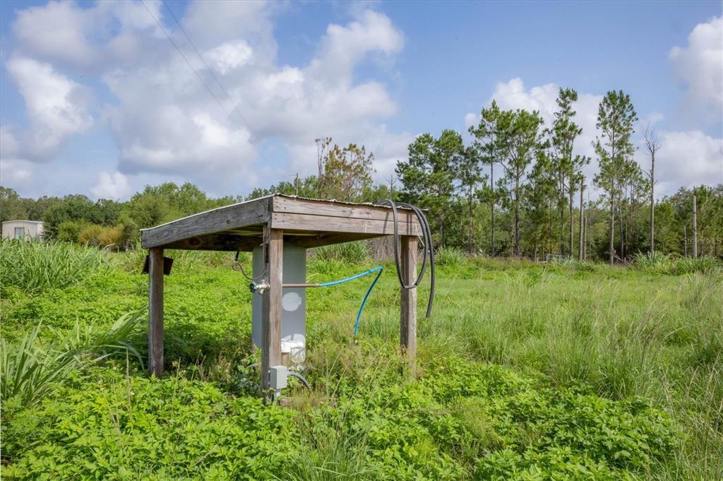 3045 Logue Road Myakka City, FL 34251 - Photo 26 of 31 a view of a garden