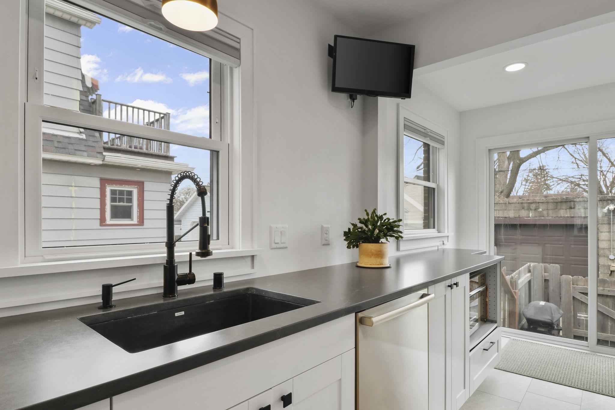 2741 Milwaukee Street Madison, WI 53704 - Photo 13 of 35