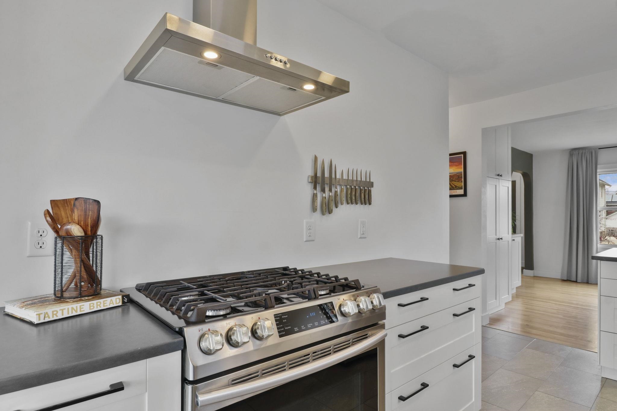 2741 Milwaukee Street Madison, WI 53704 - Photo 14 of 35