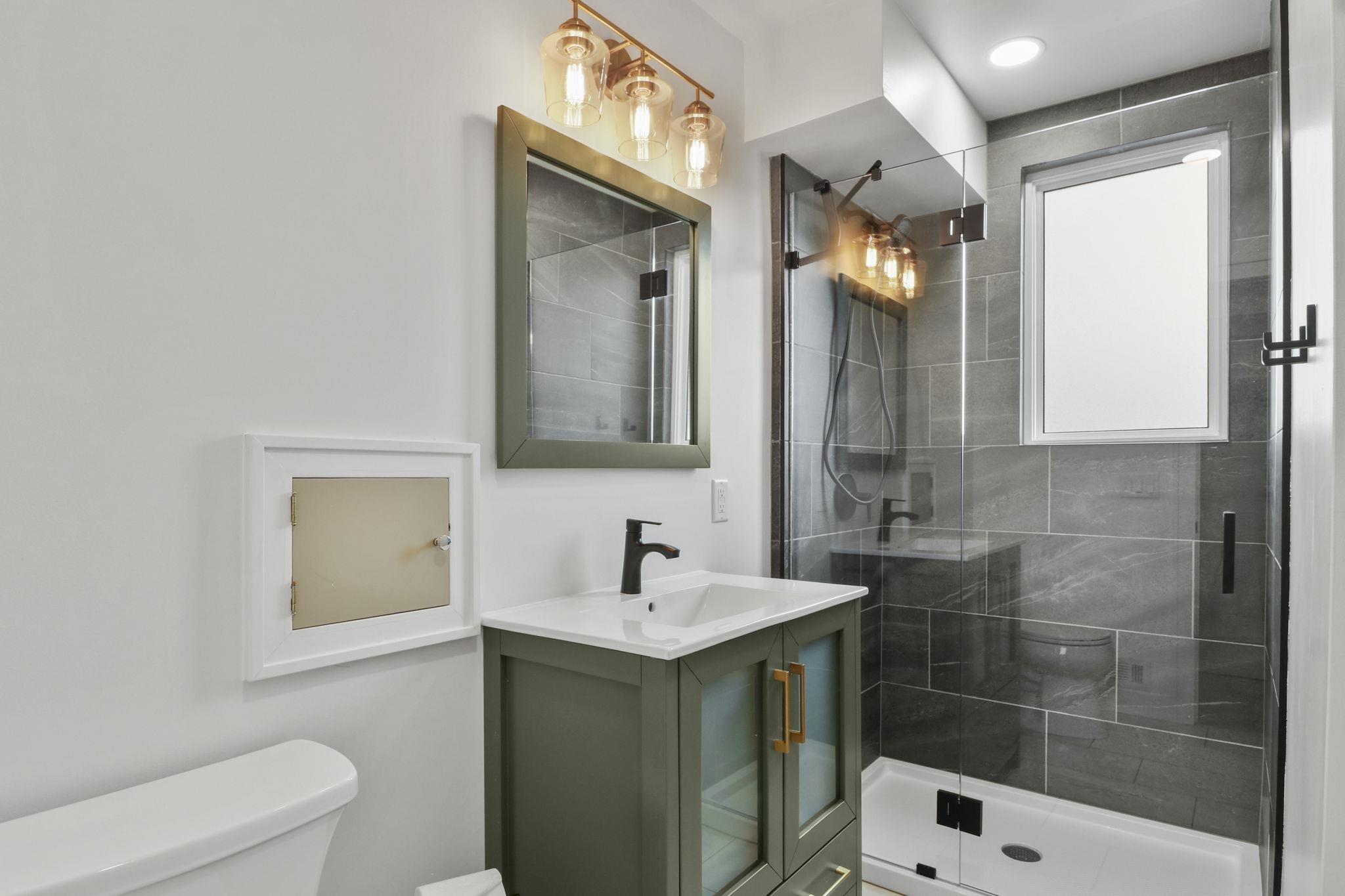 2741 Milwaukee Street Madison, WI 53704 - Photo 15 of 35