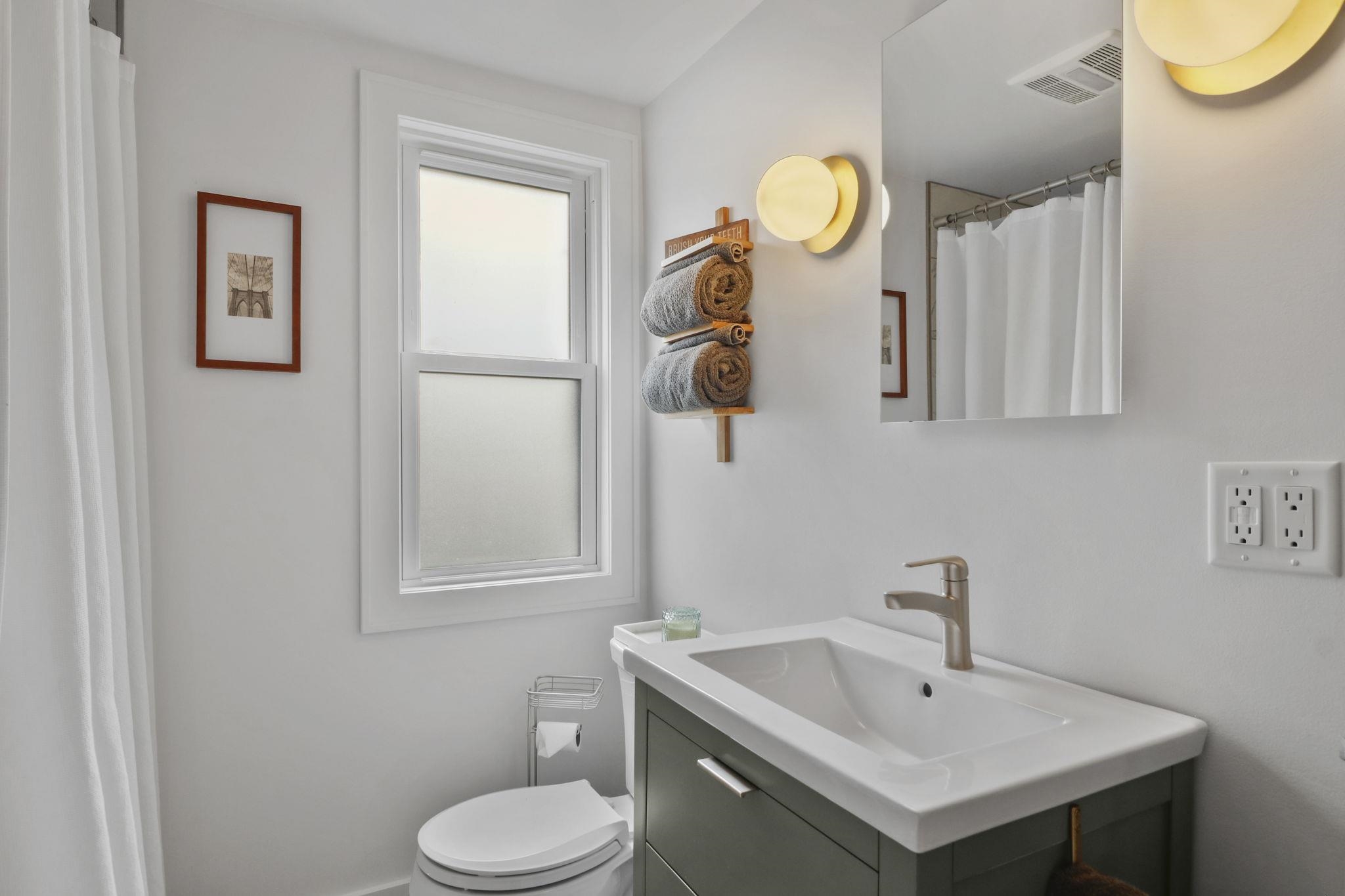 2741 Milwaukee Street Madison, WI 53704 - Photo 19 of 35