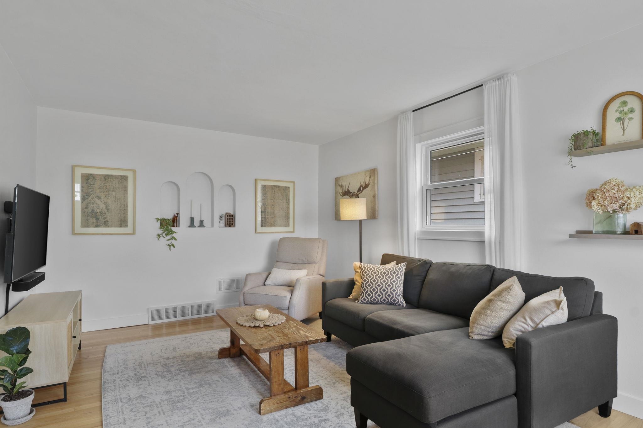 2741 Milwaukee Street Madison, WI 53704 - Photo 6 of 35