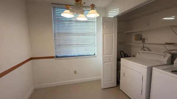 $1,950 | 7380 Northwest 18th Street, Unit 204, Margate, FL 33063