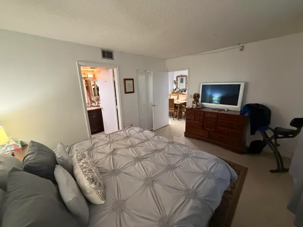 $1,950 | 7380 Northwest 18th Street, Unit 204, Margate, FL 33063