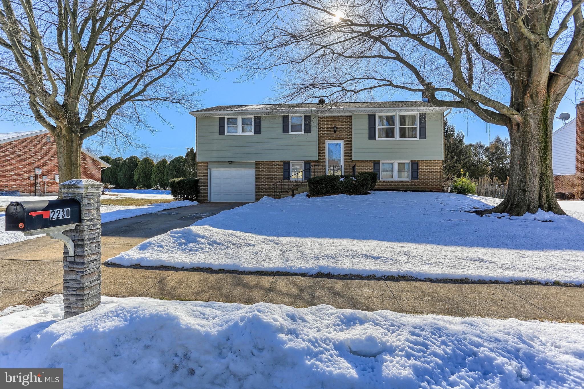 2230 Chestnut Road York, PA 17408 - Photo 1 of 38