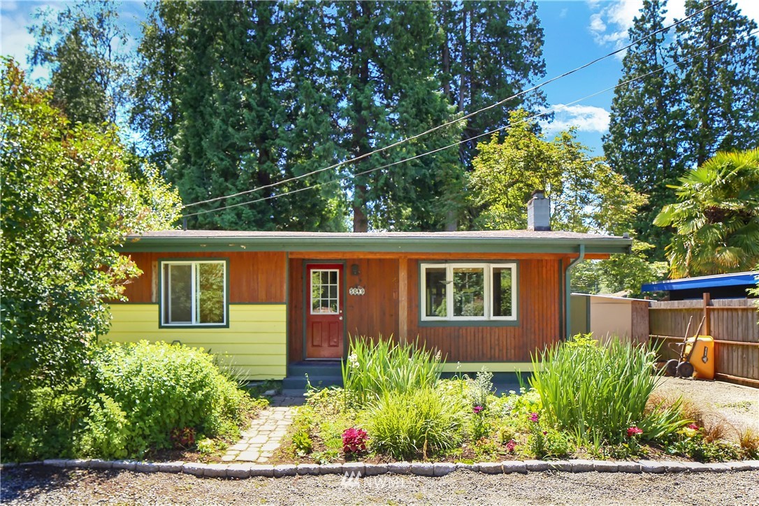 5049 Anderson Road Blaine, WA 98230 - Photo 1 of 25 Gallery Image 1