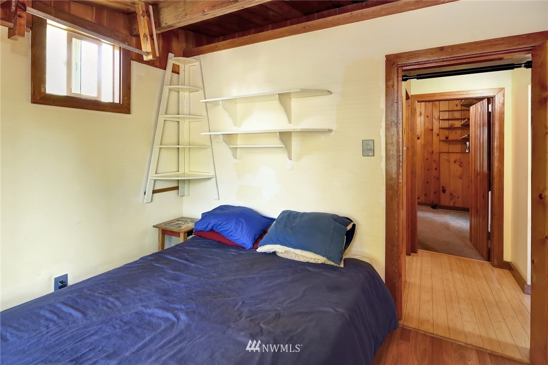 5049 Anderson Road Blaine, WA 98230 - Photo 11 of 25 Gallery Image 11