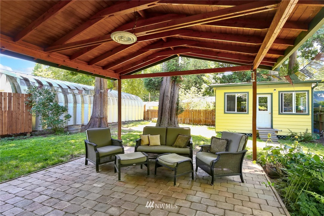 5049 Anderson Road Blaine, WA 98230 - Photo 14 of 25 Gallery Image 14